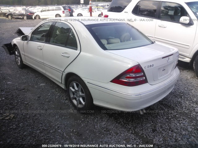 WDBRF92H57F883869 - 2007 MERCEDES-BENZ C 280 4MATIC Biały zdjęcie 3