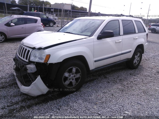 1J8GS48K97C678544 - 2007 JEEP GRAND CHEROKEE LAREDO/COLUMBIA/FREEDOM WHITE photo 2