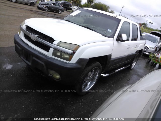 3GNEC13T63G255722 - 2003 CHEVROLET AVALANCHE C1500 WHITE photo 2