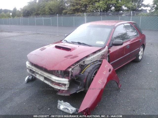 JF1GF4354YH811623 - 2000 SUBARU IMPREZA L RED photo 2