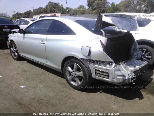 4T1CA30P46U079324 - 2006 TOYOTA CAMRY SOLARA SE/SLE ვერცხლისფერი ფოტო 3