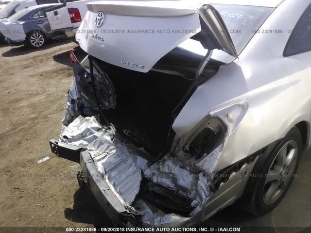 4T1CA30P46U079324 - 2006 TOYOTA CAMRY SOLARA SE/SLE ვერცხლისფერი ფოტო 6