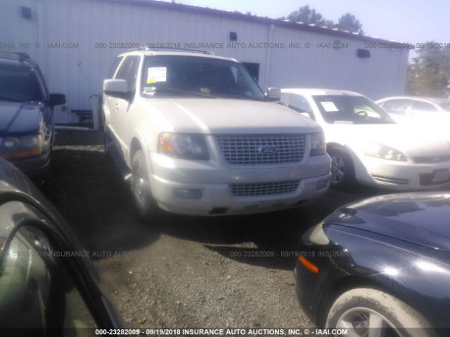 1FMFU19505LA91789 - 2005 FORD EXPEDITION LIMITED WHITE photo 1