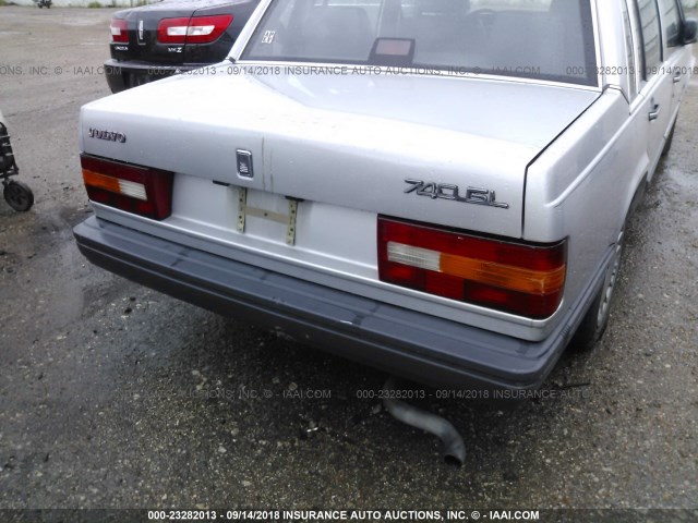 YV1FA8844L1407180 - 1990 VOLVO 740 GL SILVER photo 6