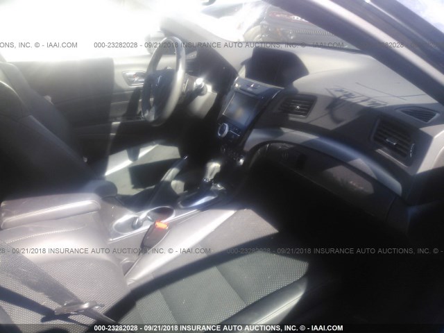 19UDE2F8XGA010049 - 2016 ACURA ILX PREMIUM STYLE/TECH STYLE BLACK photo 5