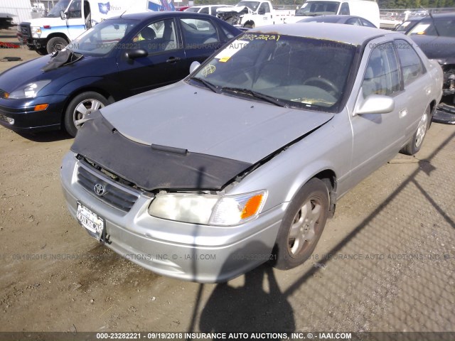 4T1BG22K41U846555 - 2001 TOYOTA CAMRY CE/LE/XLE 银色 照片 2