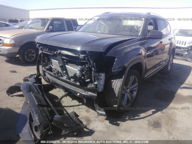1V2PR2CAXJC521486 - 2018 VOLKSWAGEN ATLAS SE BLACK photo 2