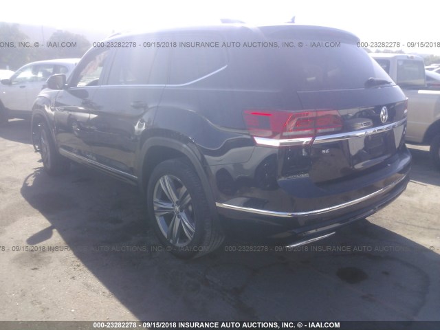 1V2PR2CAXJC521486 - 2018 VOLKSWAGEN ATLAS SE BLACK photo 3