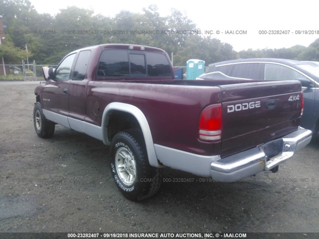 1B7GG22N6YS561317 - 2000 DODGE DAKOTA MAROON photo 3