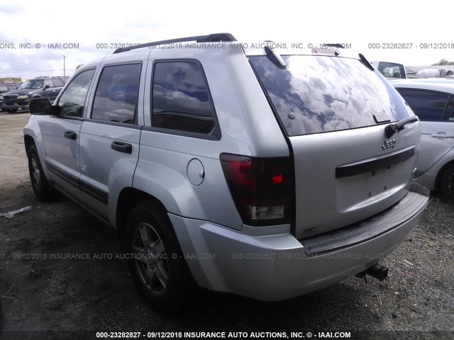 1J4GS48K75C724015 - 2005 JEEP GRAND CHEROKEE LAREDO/COLUMBIA/FREEDOM 银色 照片 3