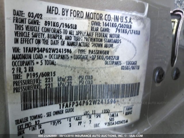 1FAFP34P62W241596 - 2002 FORD FOCUS SE/SE COMFORT GOLD photo 9