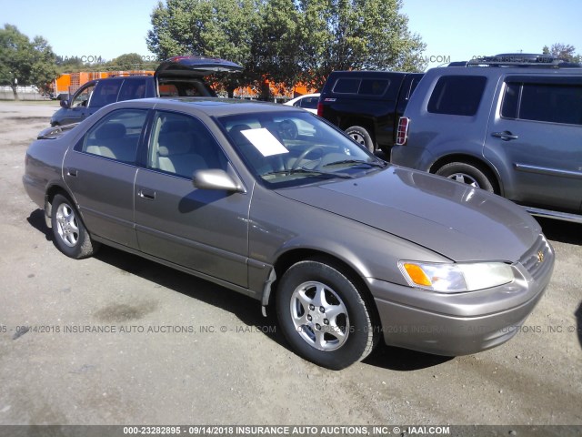 4T1BG22K6XU612121 - 1999 TOYOTA CAMRY CE/LE/XLE 棕色 照片 1