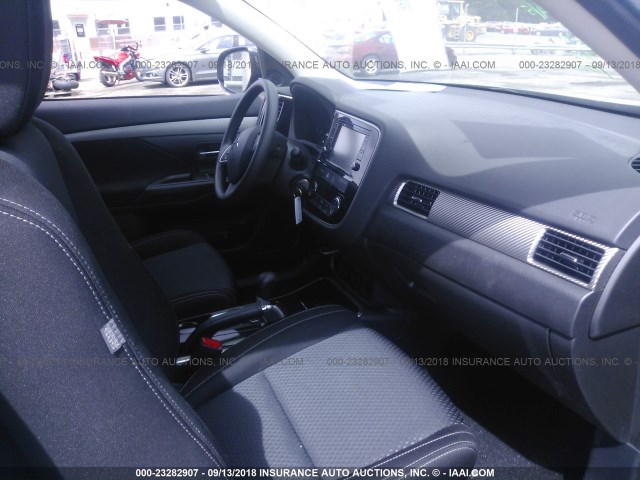 JA4AD2A35JZ055757 - 2018 MITSUBISHI OUTLANDER ES ლურჯი ფოტო 5