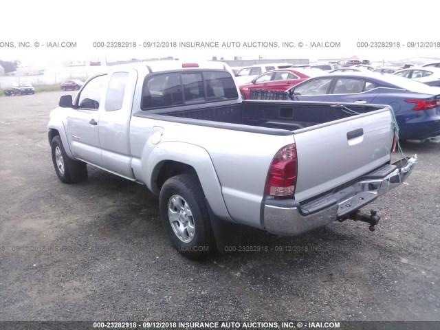 5TETU62N08Z575126 - 2008 TOYOTA TACOMA PRERUNNER ACCESS CAB SILVER photo 3
