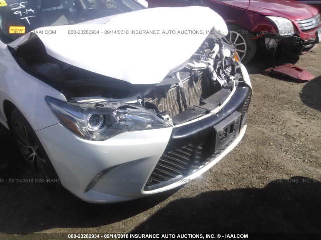 4T1BF1FKXFU481099 - 2015 TOYOTA CAMRY LE/XLE/SE/XSE 白色 照片 6