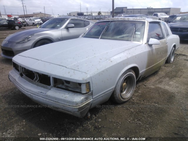 1G1GZ37Z6GR175555 - 1986 CHEVROLET MONTE CARLO  SILVER photo 2