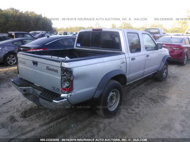 1N6ED27T7YC353476 - 2000 NISSAN FRONTIER CREW CAB XE/CREW CAB SE SILVER photo 4