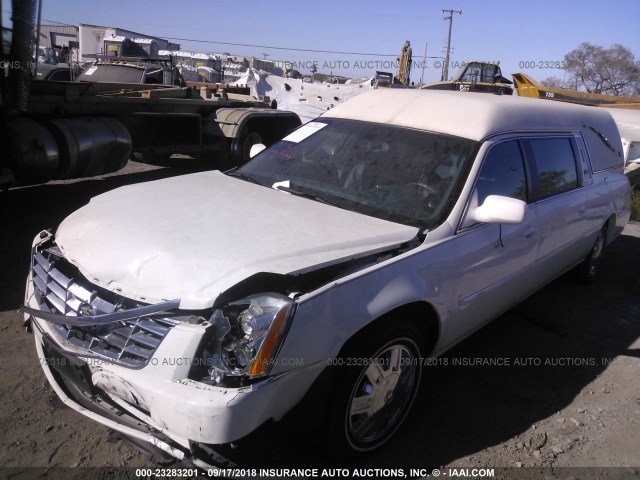 1GEEH06Y67U500122 - 2007 CADILLAC COMMERCIAL CHASSI  WHITE photo 2