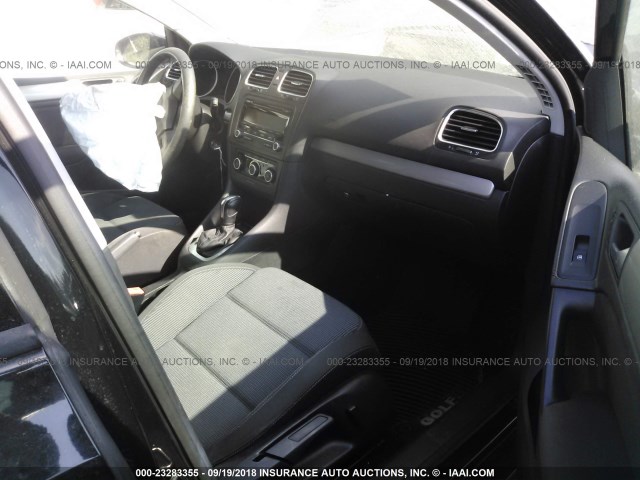 WVWDA7AJ4BW208641 - 2011 VOLKSWAGEN GOLF BLACK photo 5