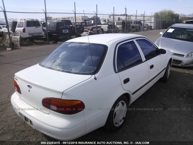 1Y1SK52812Z426261 - 2002 CHEVROLET GEO PRIZM LSI WHITE photo 4