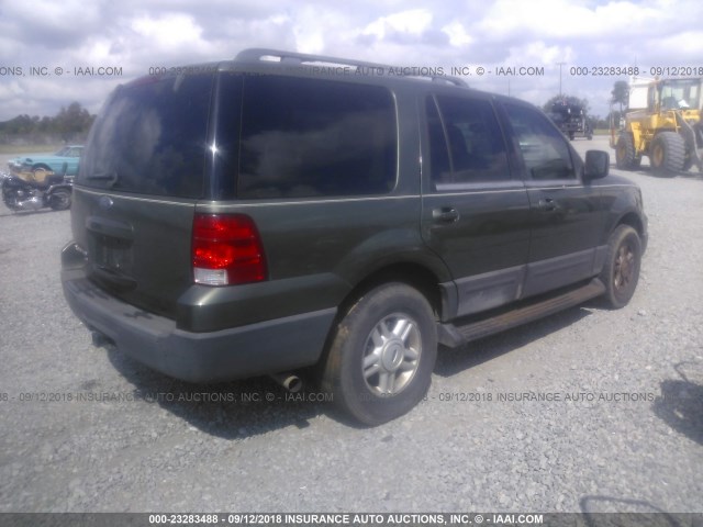 1FMFU16505LA87763 - 2005 FORD EXPEDITION XLT GREEN photo 4