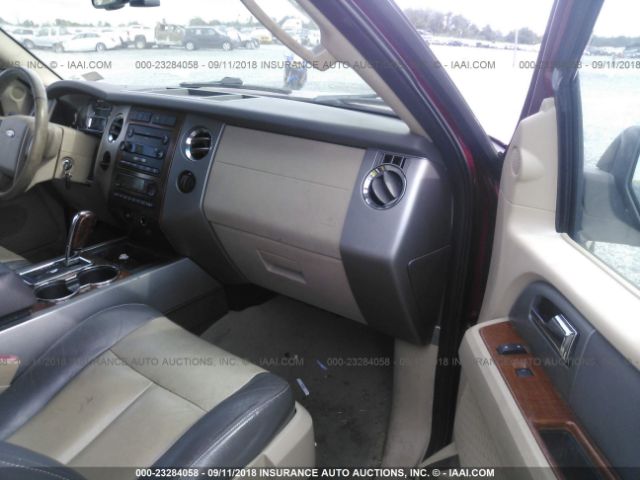 1FMFU17547LA08998 - 2007 FORD EXPEDITION EDDIE BAUER RED photo 5