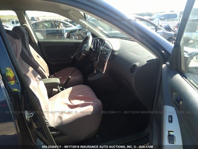 2T1KR32EX5C440670 - 2005 TOYOTA COROLLA MATRIX XR BLUE photo 5