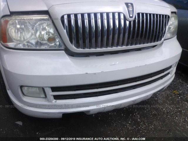 5LMFU27516LJ06338 - 2006 LINCOLN NAVIGATOR Biały zdjęcie 6