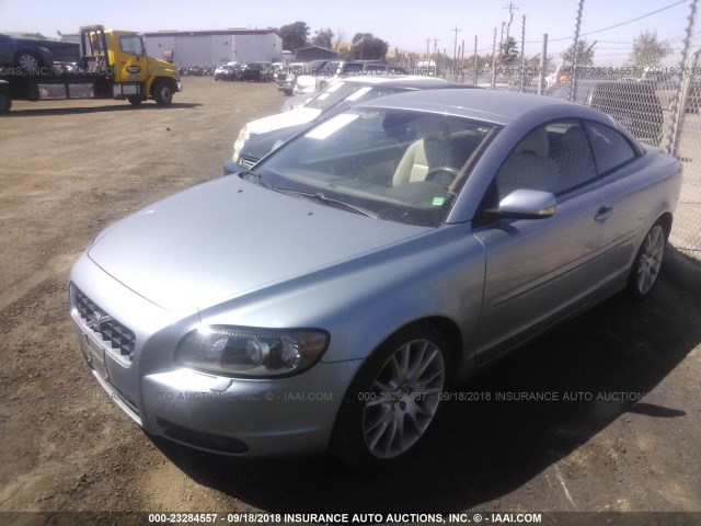 YV1MC68217J024257 - 2007 VOLVO C70 T5 BLUE photo 2