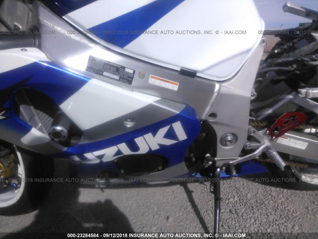 JS1GT74A622108285 - 2002 SUZUKI GSX-R1000 BLUE photo 9