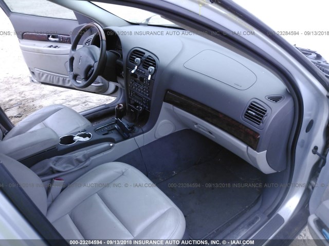 1LNHM87A71Y716591 - 2001 LINCOLN LS 银色 照片 5