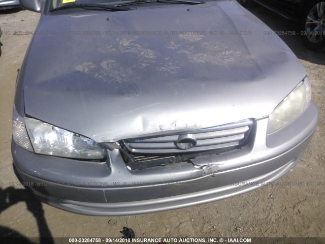 JT2BG22KXY0526302 - 2000 TOYOTA CAMRY CE/LE/XLE BROWN photo 6