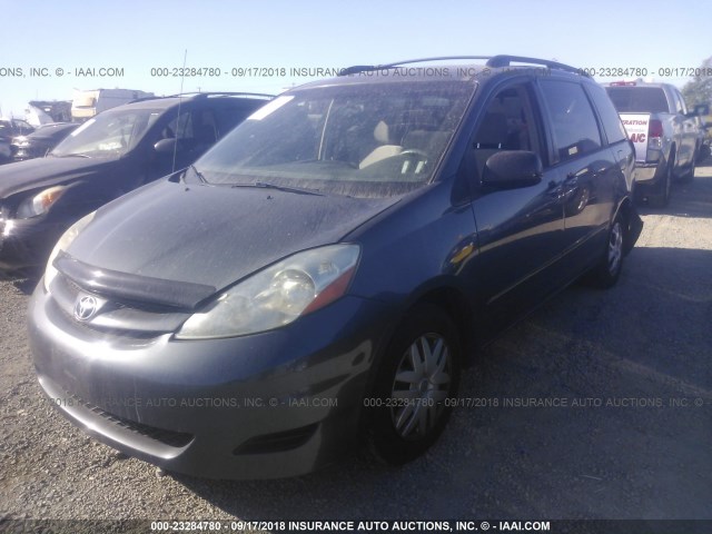 5TDZK23C28S166581 - 2008 TOYOTA SIENNA CE/LE GRAY photo 2