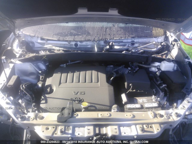 5TDKKRFH6ES030841 - 2014 TOYOTA HIGHLANDER XLE ვერცხლისფერი ფოტო 10