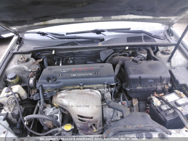 4T1BE32K43U674607 - 2003 TOYOTA CAMRY LE/XLE/SE Күміс фото 10