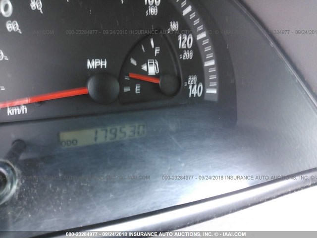 4T1BE32K43U674607 - 2003 TOYOTA CAMRY LE/XLE/SE Күміс фото 7