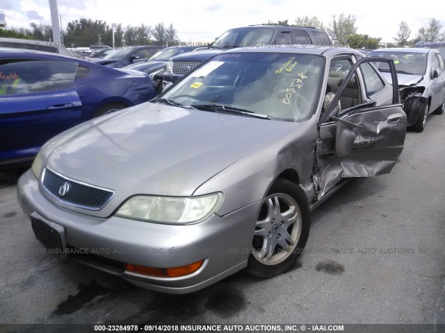 19UYA3256XL009578 - 1999 ACURA 2.3CL GOLD photo 2