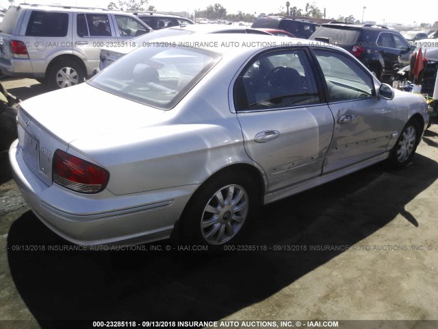 KMHWF35H03A898747 - 2003 HYUNDAI SONATA GLS/LX GRAY photo 4