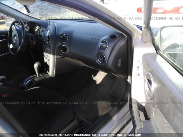 2G2WP552061193846 - 2006 PONTIAC GRAND PRIX SILVER photo 5