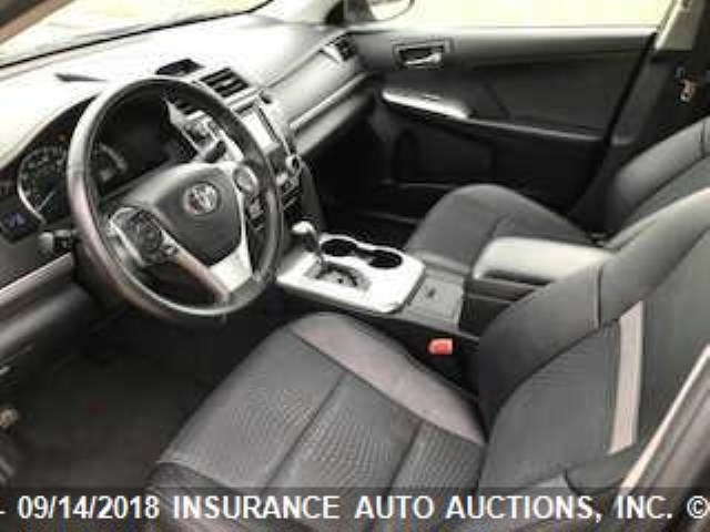 4T1BF1FK8EU790939 - 2014 TOYOTA CAMRY L/SE/LE/XLE 灰色 照片 5