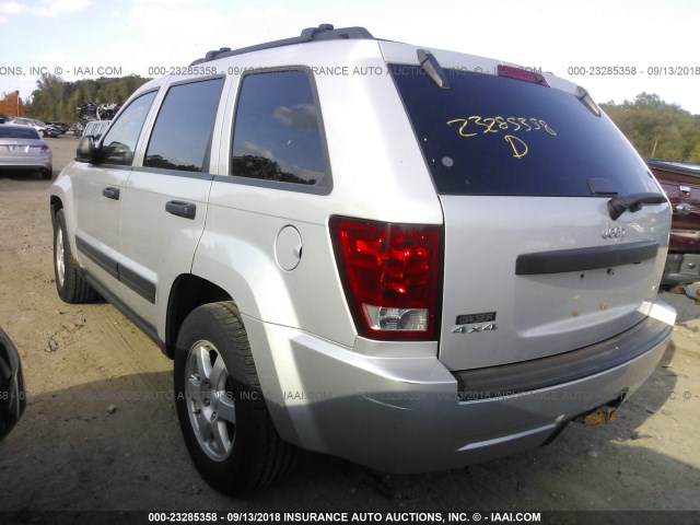 1J4GR48K55C715907 - 2005 JEEP GRAND CHEROKEE LAREDO/COLUMBIA/FREEDOM 银色 照片 3