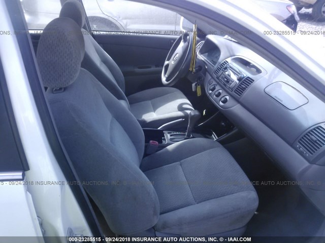 4T1BE32K24U378616 - 2004 TOYOTA CAMRY LE/XLE/SE Ақ фото 5