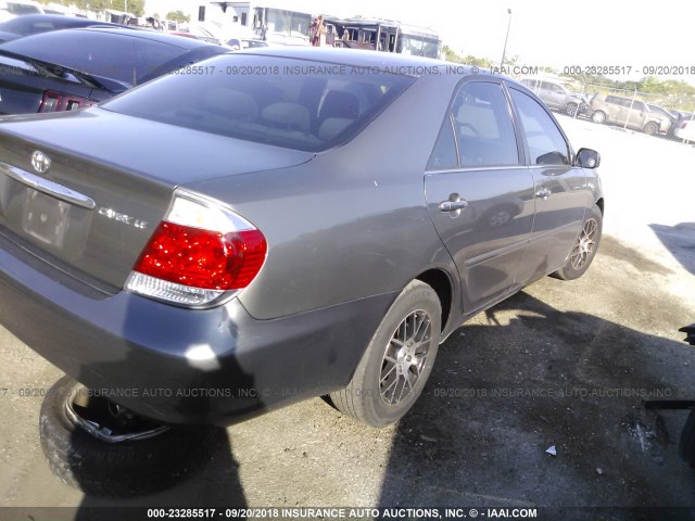 4T1BE30K86U732306 - 2006 TOYOTA CAMRY LE/XLE/SE Сұр фото 4