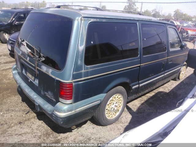 1C4GH54L9SX577533 - 1995 CHRYSLER TOWN & COUNTRY  GREEN photo 4