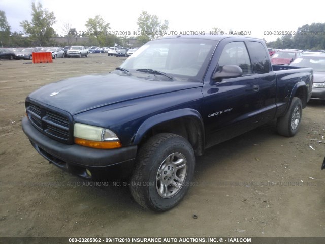 1B7GG32X42S646350 - 2002 DODGE DAKOTA SPORT/RT BLUE photo 2