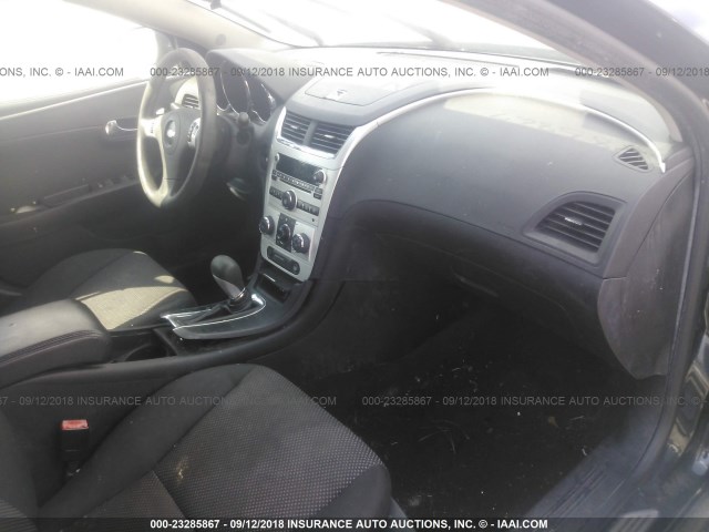 1G1ZC5EB9A4132828 - 2010 CHEVROLET MALIBU 1LT შავი ფოტო 5