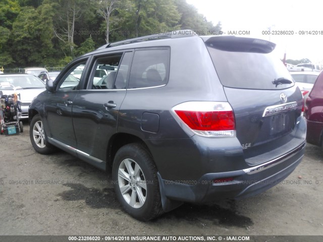 5TDBK3EH7CS164558 - 2012 TOYOTA HIGHLANDER SE GRAY photo 3