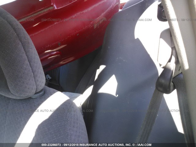 1G2WJ52J9YF155167 - 2000 PONTIAC GRAND PRIX SE 红色 照片 8