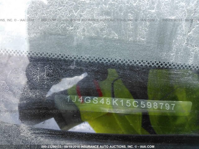 1J4GS48K15C598797 - 2005 JEEP GRAND CHEROKEE LAREDO/COLUMBIA/FREEDOM 银色 照片 9