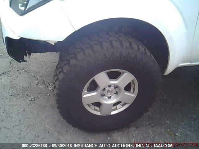 1N6AD07W95C435511 - 2005 NISSAN FRONTIER CREW CAB LE/SE/OFF ROAD Unknown photo 6